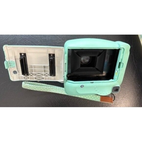Fujifilm Instax Mini 9 Mint Green Instant Camera With Strap - Picture 3 of 4